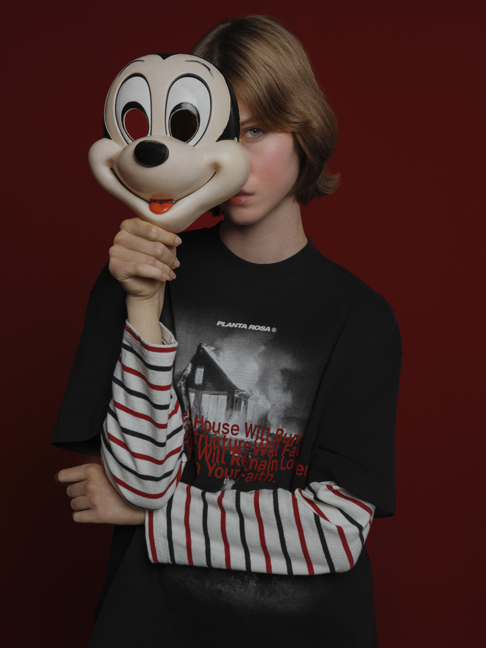 HORSE HAUNTED T-SHIRT