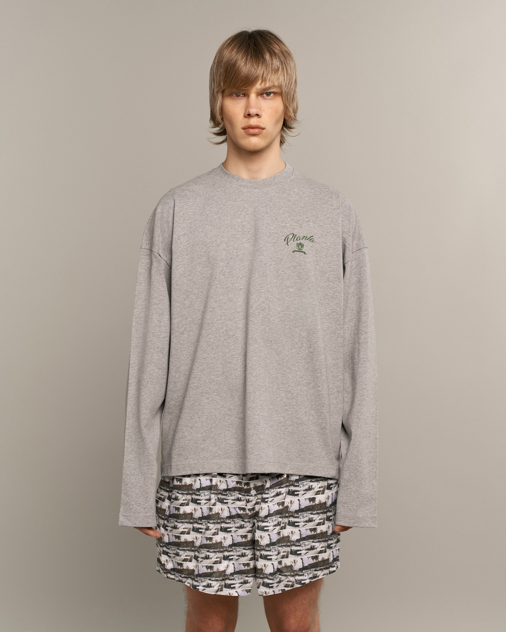 EMBLEM-GREEN LONG SLEEVE