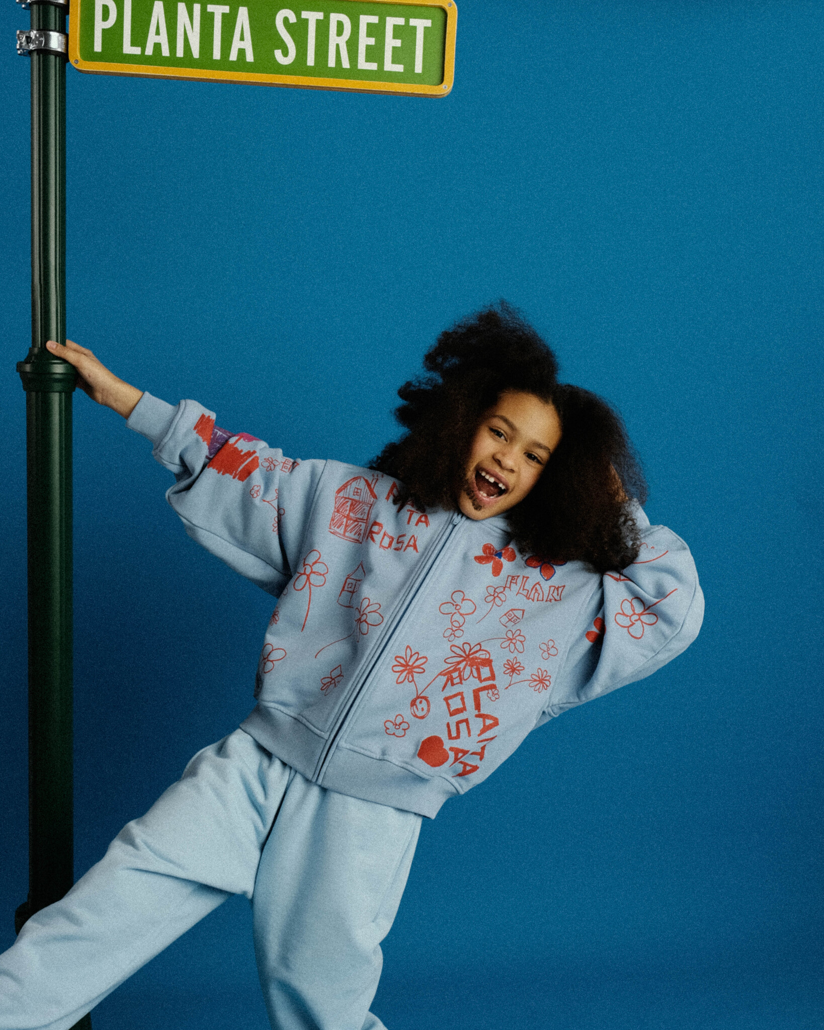 KIDS HOUSE ZIP HOODIE 